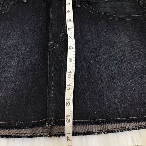 Levi’s Authentic Denim Mini Skirt Raw Hem New Size 31 - Picture 4 of 8